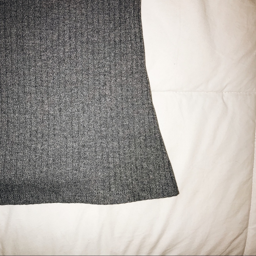 Grey Ribbed Tank Top - Picture 3 of 4